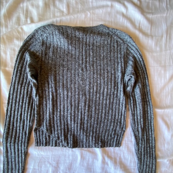Aritzia Babaton fall crop sweater - Picture 2 of 3